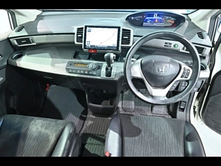 HONDA FREED 2013