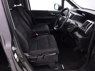 HONDA STEP WAGON 2011