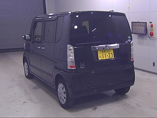 HONDA N BOX 2017