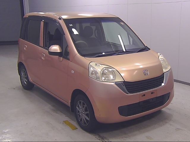 HONDA LIFE 2010