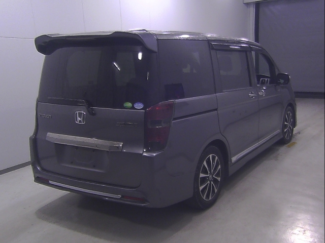 HONDA STEP WAGON 2013