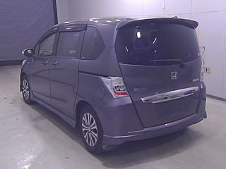 HONDA FREED 2012