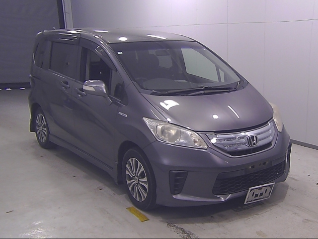 HONDA FREED 2012