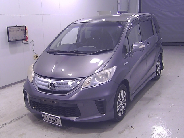 HONDA FREED 2012