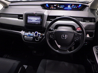 HONDA FREED 2019