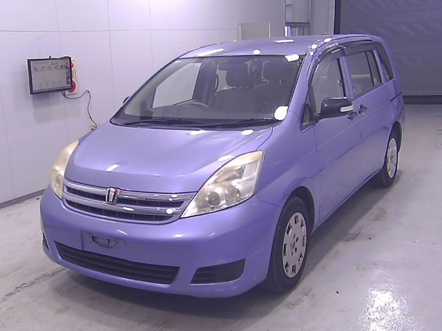 TOYOTA ISIS 2010