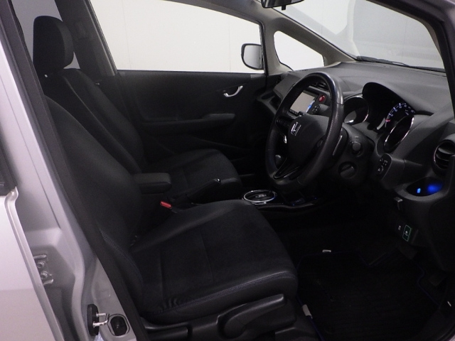 HONDA FIT SHUTTLE 2014