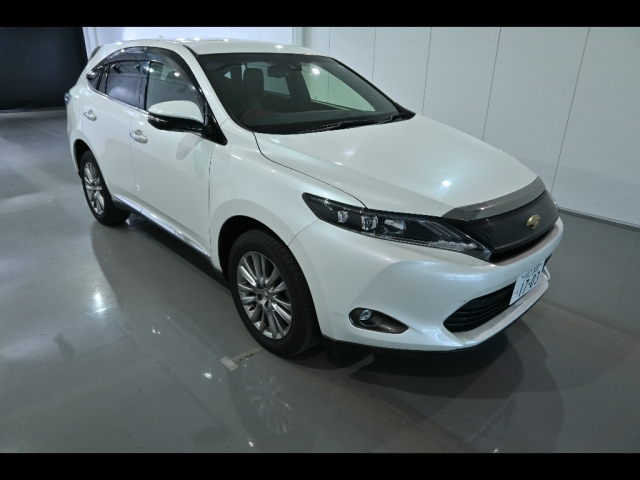 TOYOTA HARRIER 2015