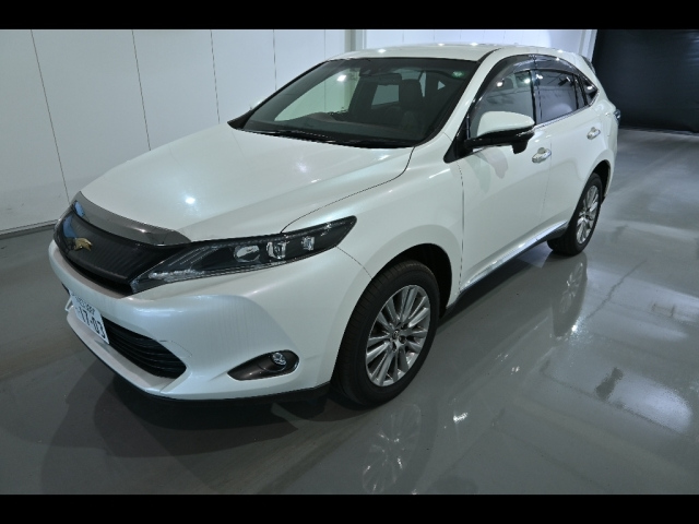 TOYOTA HARRIER 2015