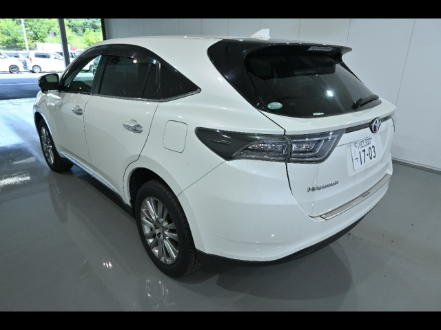 TOYOTA HARRIER 2015