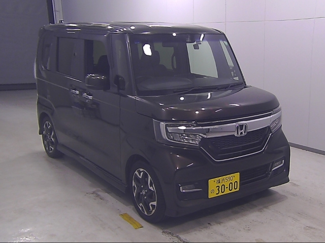HONDA N BOX 2017