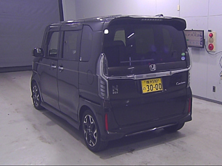 HONDA N BOX 2017