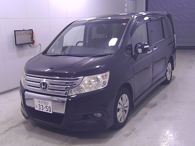 HONDA STEP WAGON 2012