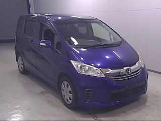 HONDA FREED 2015