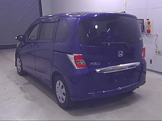 HONDA FREED 2015