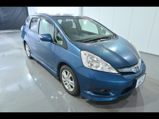 HONDA FIT SHUTTLE 2011