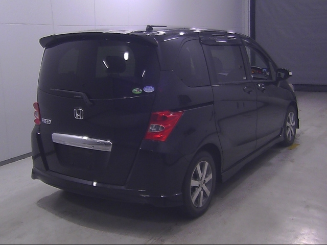HONDA FREED 2008