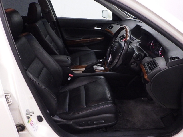 HONDA INSPIRE 2010
