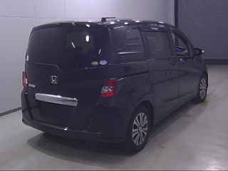 HONDA FREED 2012