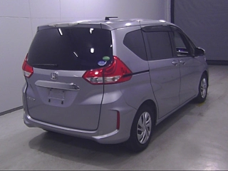 HONDA FREED 2016
