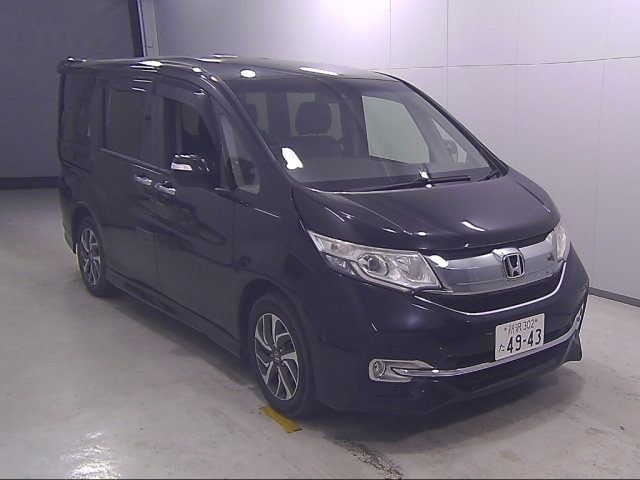 HONDA STEP WAGON 2017