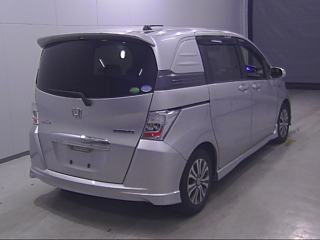HONDA FREED 2012