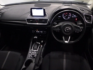 MAZDA AXELA 2018