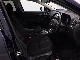 MAZDA AXELA 2018