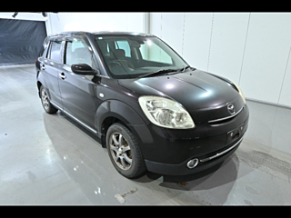 MAZDA VERISA 2010