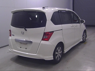 HONDA FREED 2010