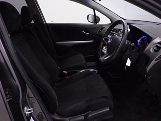 HONDA STREAM 2013