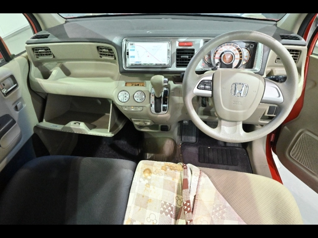 HONDA LIFE 2012