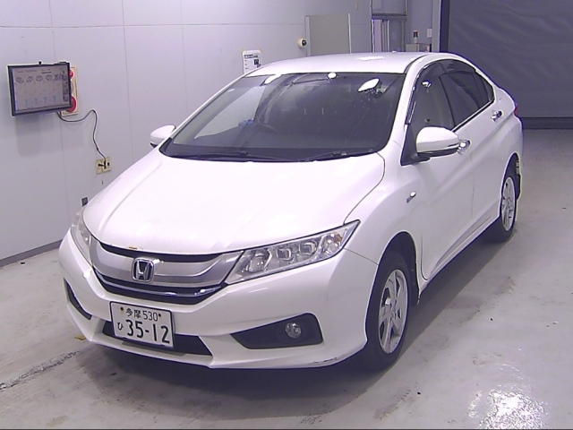HONDA GRACE 2015