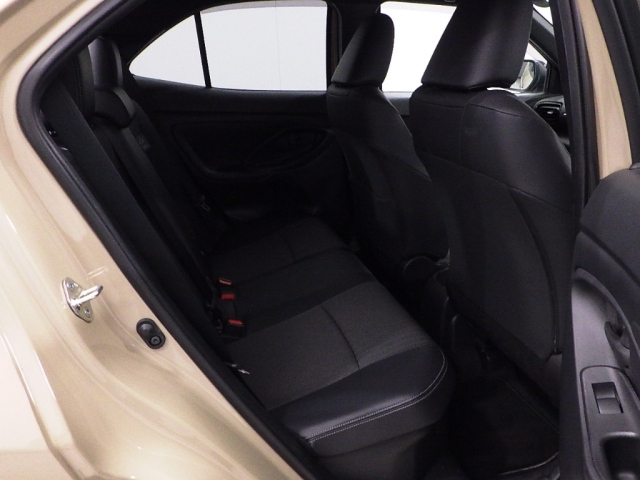 TOYOTA YARIS CROSS 2023