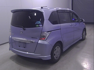 HONDA FREED 2012
