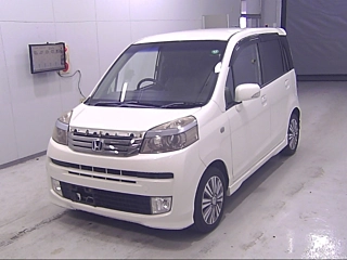 HONDA LIFE 2011