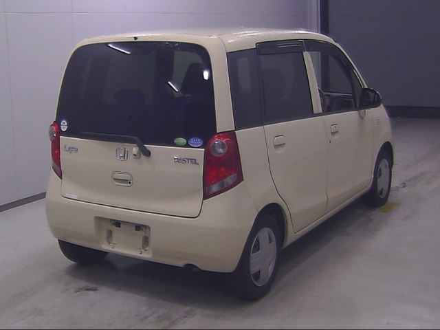 HONDA LIFE 2010