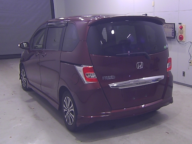 HONDA FREED 2014
