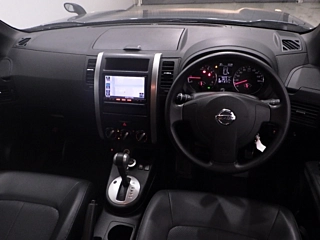 NISSAN X-TRAIL 2010