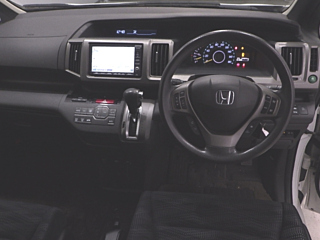 HONDA STEP WAGON 2012