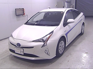 TOYOTA PRIUS 2017
