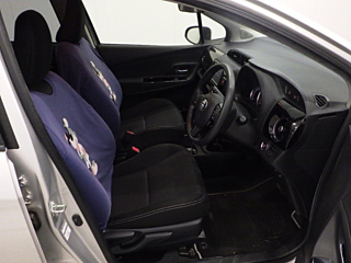 TOYOTA VITZ 2019