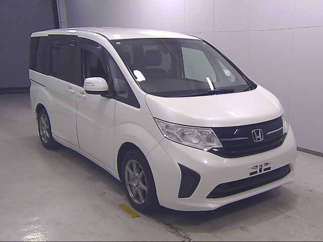 HONDA STEP WAGON 2016