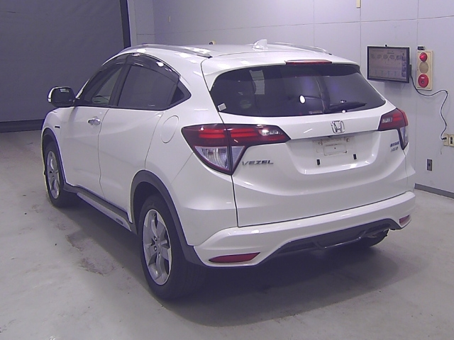 HONDA VEZEL 2015