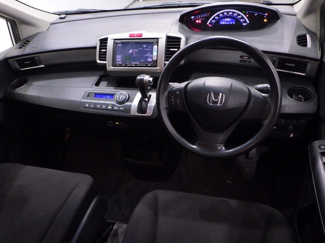 HONDA FREED 2014