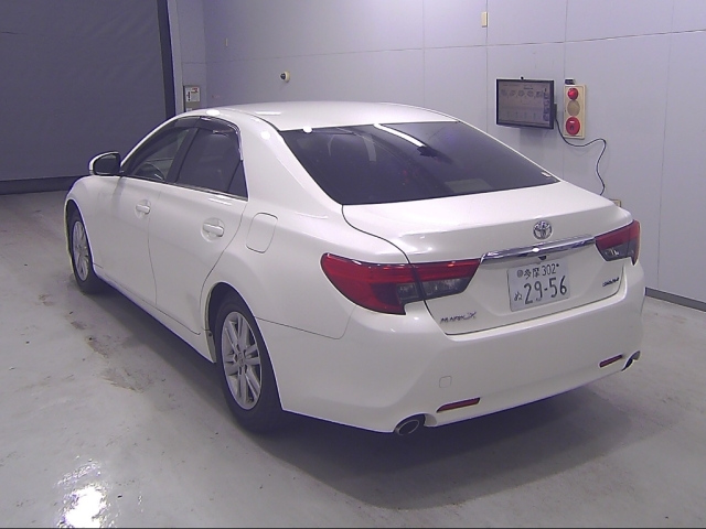 TOYOTA MARK X 2013