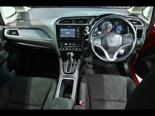 HONDA SHUTTLE 2016