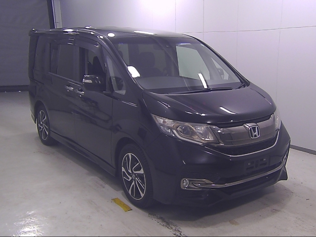 HONDA STEP WAGON 2017