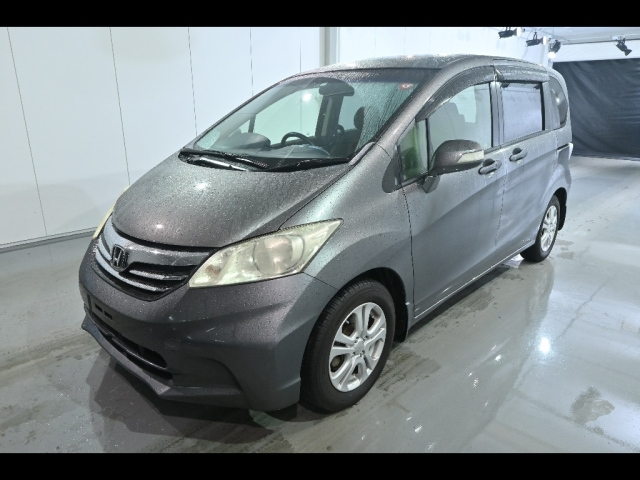 HONDA FREED 2012