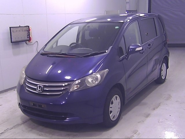 HONDA FREED 2010